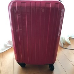 [お取引相手様決まりました]ショッキングピンクのキャリーケース