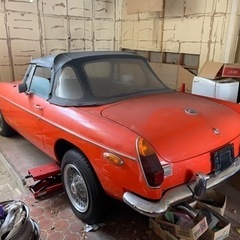 クラシックカー🚗MGB 外観綺麗レストアベース❗️エンジン始動します‼️の画像