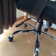 オフィスチェアの画像
