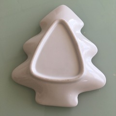 テディーベア柄のクリスマスツリー型小皿の画像