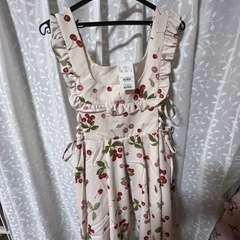 ✨Secret Honey✨ チェリー柄サイドレースアップジャンパードレスの画像