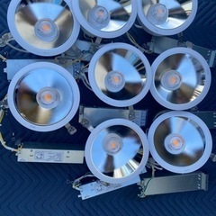 LEDダウンライト150φ 8台