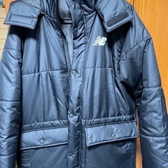 ニューバランス　ベンチコート　Lサイズ　黒