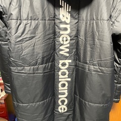 ニューバランス　ベンチコート　Lサイズ　黒の画像