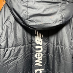 ニューバランス　ベンチコート　Lサイズ　黒の画像