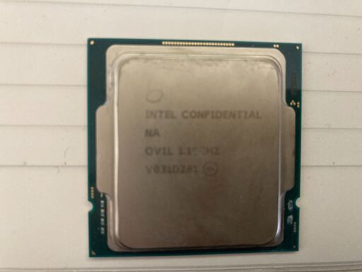 売り切れました。エンジニアサンプリングCPU【中古動作品】Core i9-11900T ES 8C/16T 1.10GHz QV1L TDP 35W