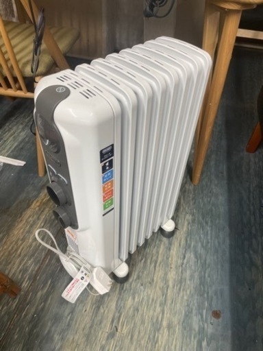 デロンギのオイルヒーターです
