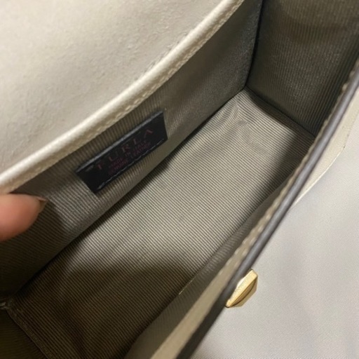 定価6万円程　FURLA(フルラ) MIMI ミニクロスボディバッグ チェーンショルダーバッグ
