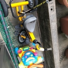 ハマー三輪車