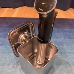 最終値下げ、間もなく出品取り消します 低温調理器 アイリスオーヤ...