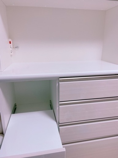 引き渡し待ち　美品• ニトリ キッチンボード(ポスティア100KB WH)