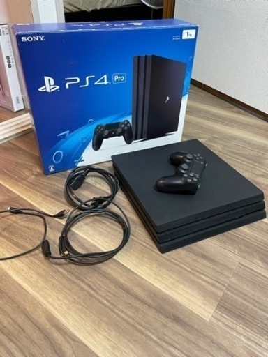 Ps4 pro CUH-7000B B01 ソフトおまけ
