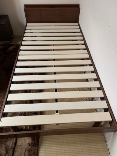 シングルベッド