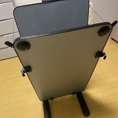 ズボンプレッサー　TOSHIBA HIP-T35