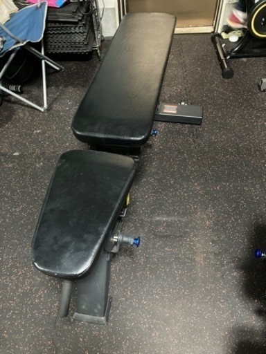 商談中　　　業務用インクラインベンチ　ダンベル付き