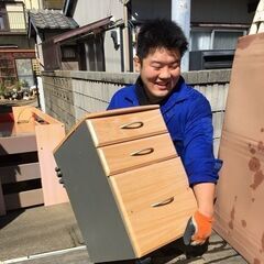 【未経験OK】◆月給30万円可能◆一般家庭での不要品片づけ作業◆直行直帰！の画像