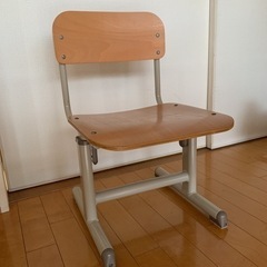 学校椅子　昇降式