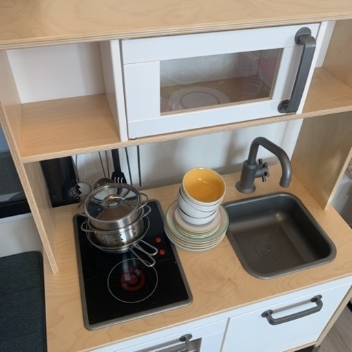 【取りに来てくれる方】IKEA おままごとキッチン　鍋と食器付き