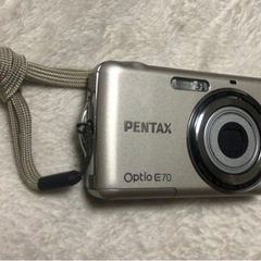 ペンタックス　デジカメ　Optio E70 電池式　