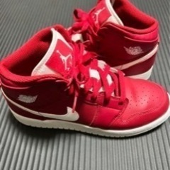 NIKEAIRジョーダンMIDの画像