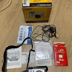 オリンパス　デジカメ