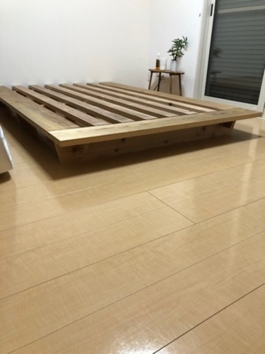 ローベッド販売しています。