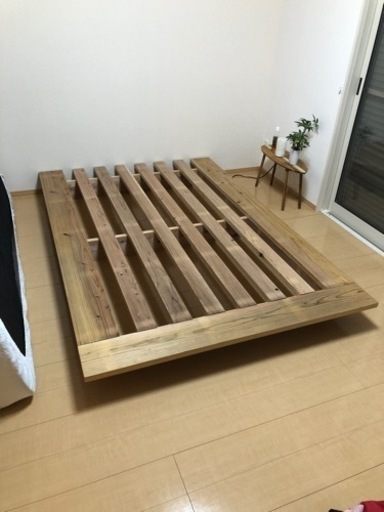 ローベッド販売しています。