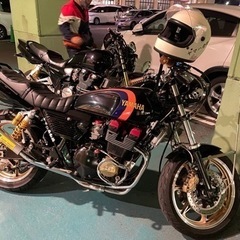 XJR400