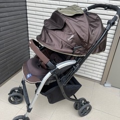 ベビーカー　combi ネムリエの画像
