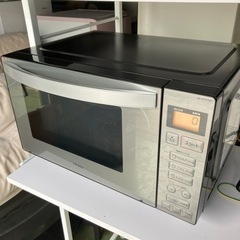 ● 電子レンジ、ハイアール、2020年製