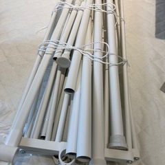 【引取先決定】つっぱり棚 突っ張り壁面収納ラックの画像