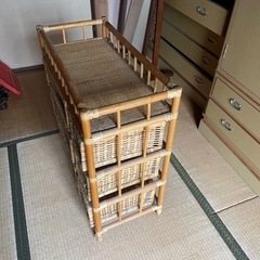 籐のチェストの画像