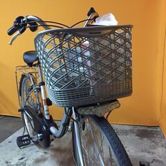 《レンタサイクル店使用　自転車整備士整備済み！》NO１１２ 中古車　26インチ　Panasonic　電動アシスト車　シルバー　バッテリー新品8.9hの画像