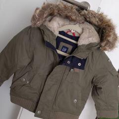 【まとめ売り】4点　90センチ　子ども服アウター2点・ニット帽2点の画像