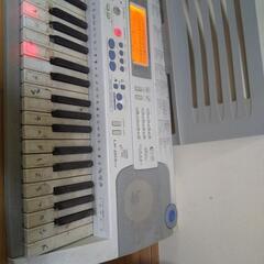 CASIO キーボード　マイク付きの画像