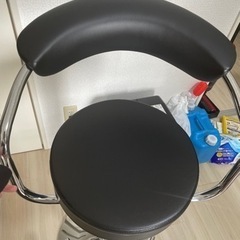 カウンターチェアの画像