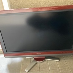 ジャンクテレビ（電源つきません）2009年型AQUOS32インチ　赤の画像
