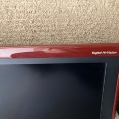 ジャンクテレビ（電源つきません）2009年型AQUOS32インチ　赤