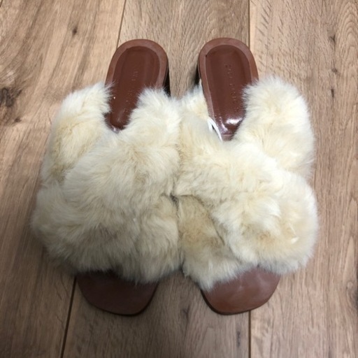 ZARA ファー付きサンダル　37