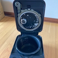 炊飯器の画像