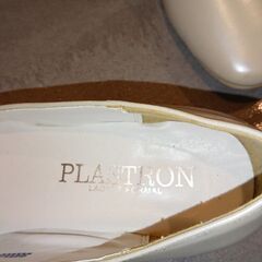 パンプス/ブライダルシューズ//結婚式など/白/PLASTRONの画像