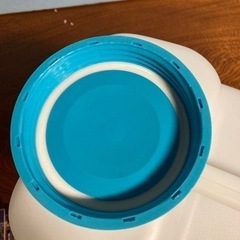 005 ● 蛇口付ポリタンクの画像