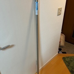 伸縮物干し竿　約1.4m〜2.5m