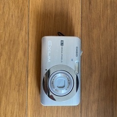 EXILIM デジカメ 型番　EX-z85