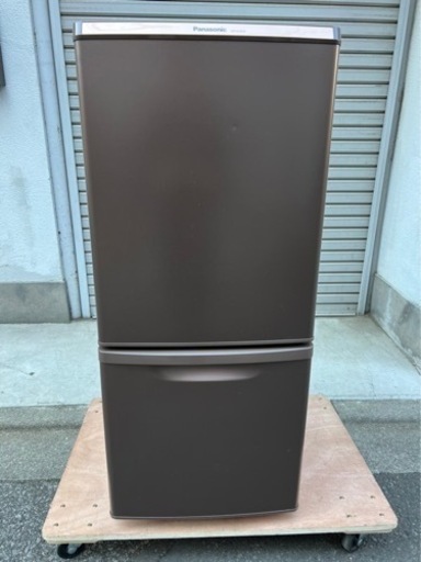 Panasonic 138L LED照明 カテキン抗菌・脱臭フィルター 耐熱テーブル冷蔵庫　NR-B148W-S 2ドア