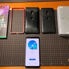 Xperia XZ3 au SIMロック解除済　オマケ有の画像