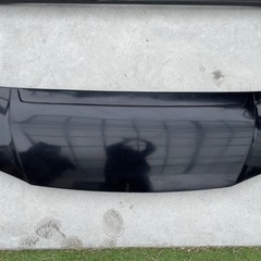 ハイエース　ボンネットカバー（バッドフェイス）の画像