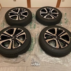 ダイハツ　ロッキー　純正タイヤ&ホイール　美品