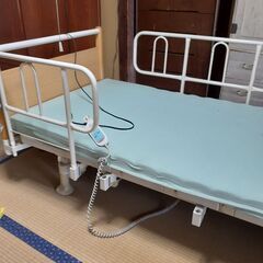 FRANCBED社の電動ベッド（中古）