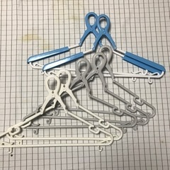 中古　美品　プラスチックハンガー　7本